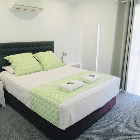 The Shores Holiday Apartments Mackay Szoba fotó