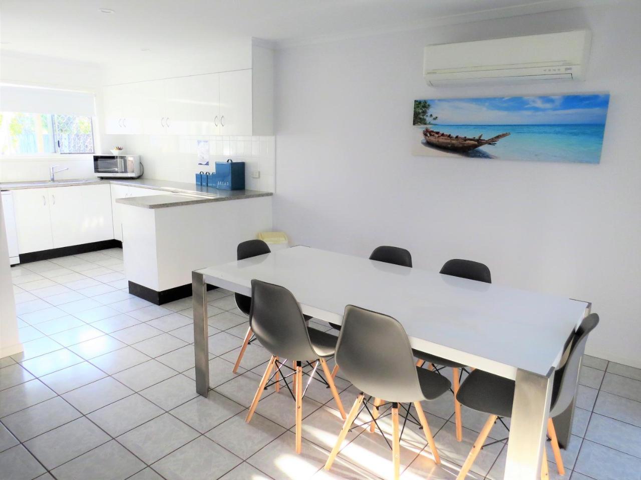 The Shores Holiday Apartments Mackay Kültér fotó